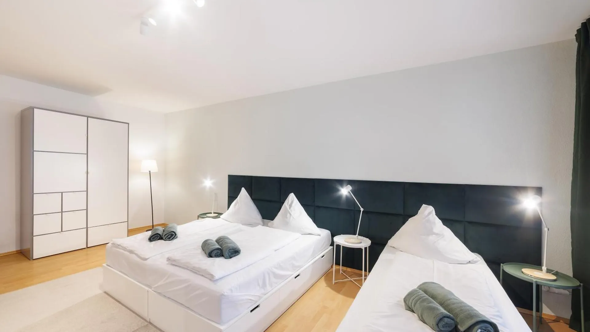 Grand Central City Apartments Mitte Museumsinsel Berlin Germany