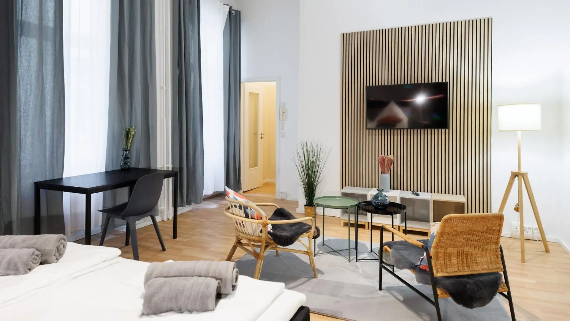 Grand Central City Apartments Mitte Museumsinsel Berlijn