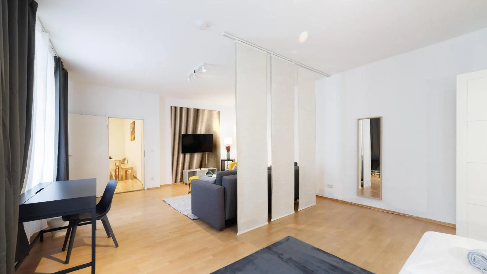 Grand Central City Apartments Mitte Museumsinsel Berlijn