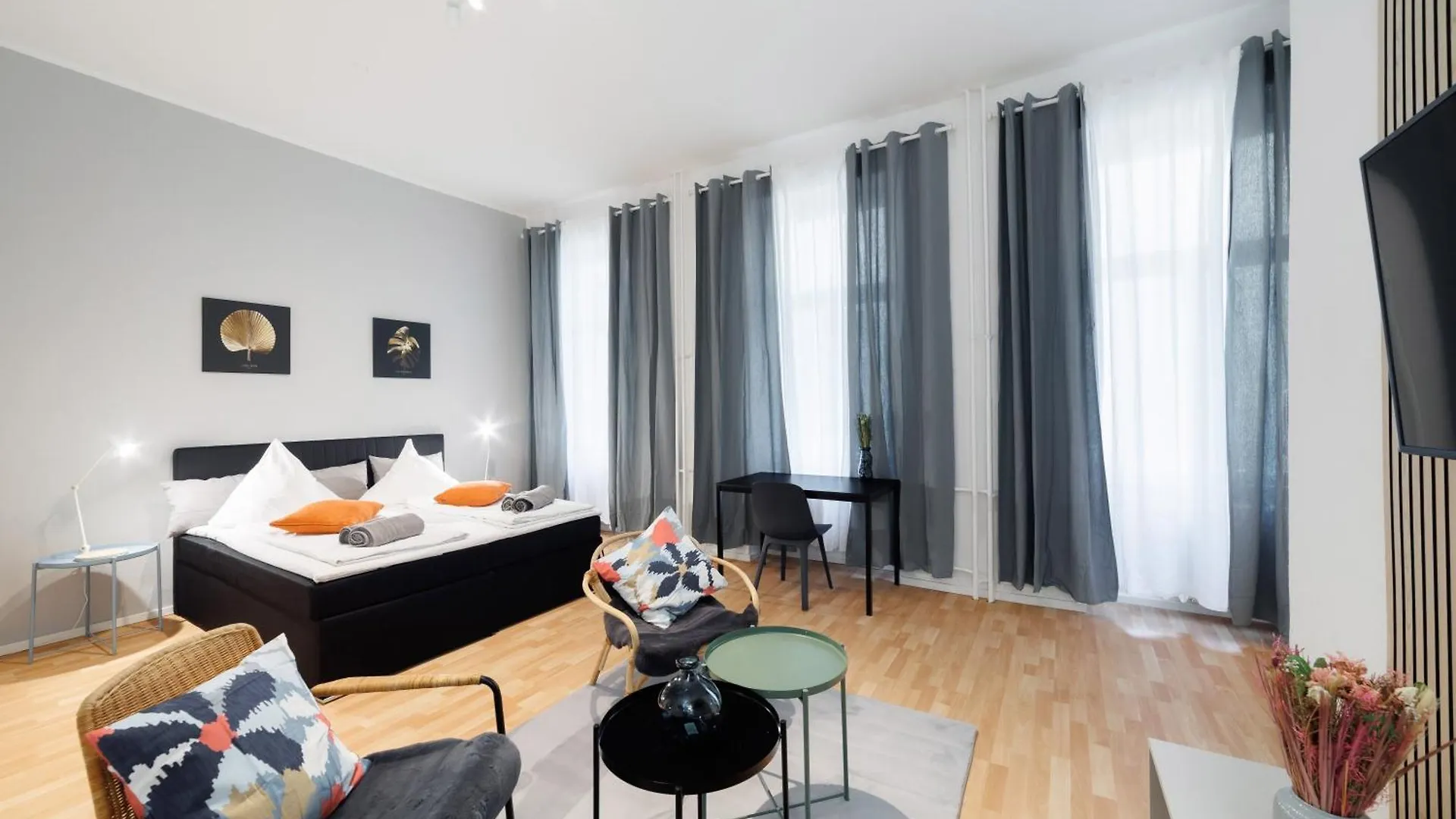 Grand Central City Apartments Mitte Museumsinsel Berlin Germany